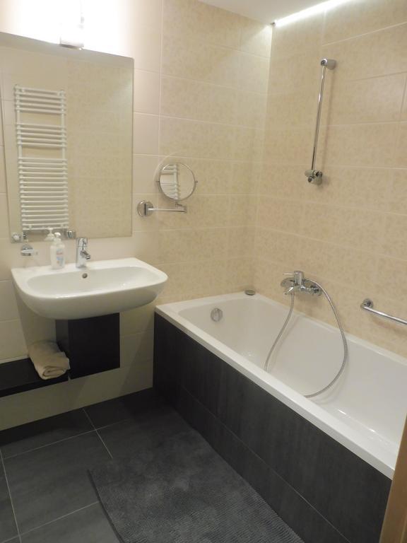 Azur Apartman Velence Exterior foto