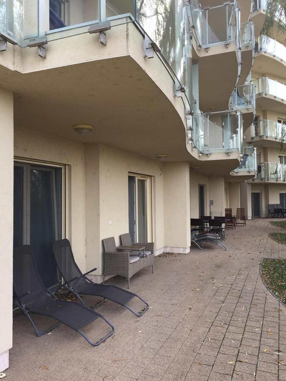 Azur Apartman Velence Exterior foto