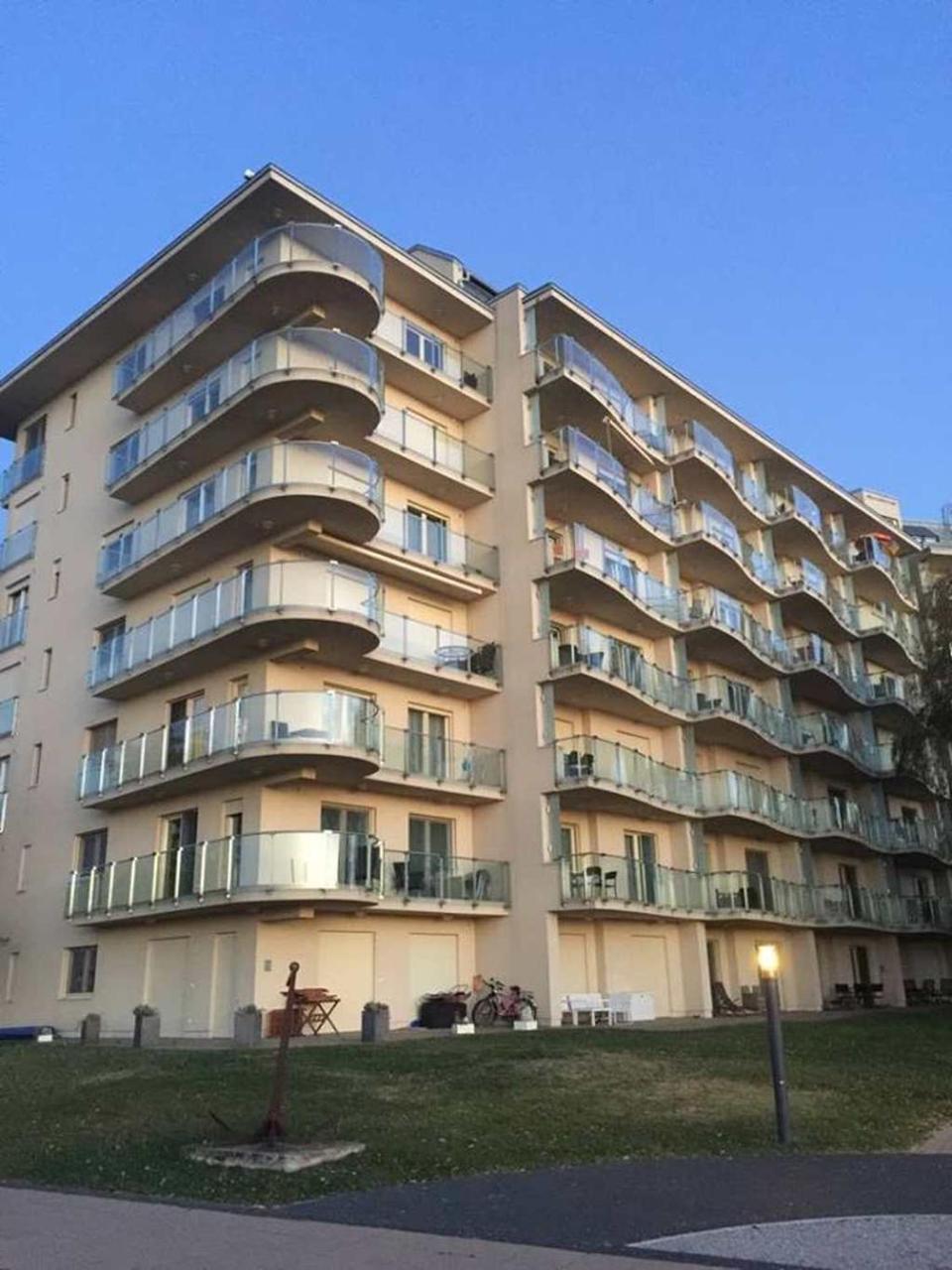 Azur Apartman Velence Exterior foto